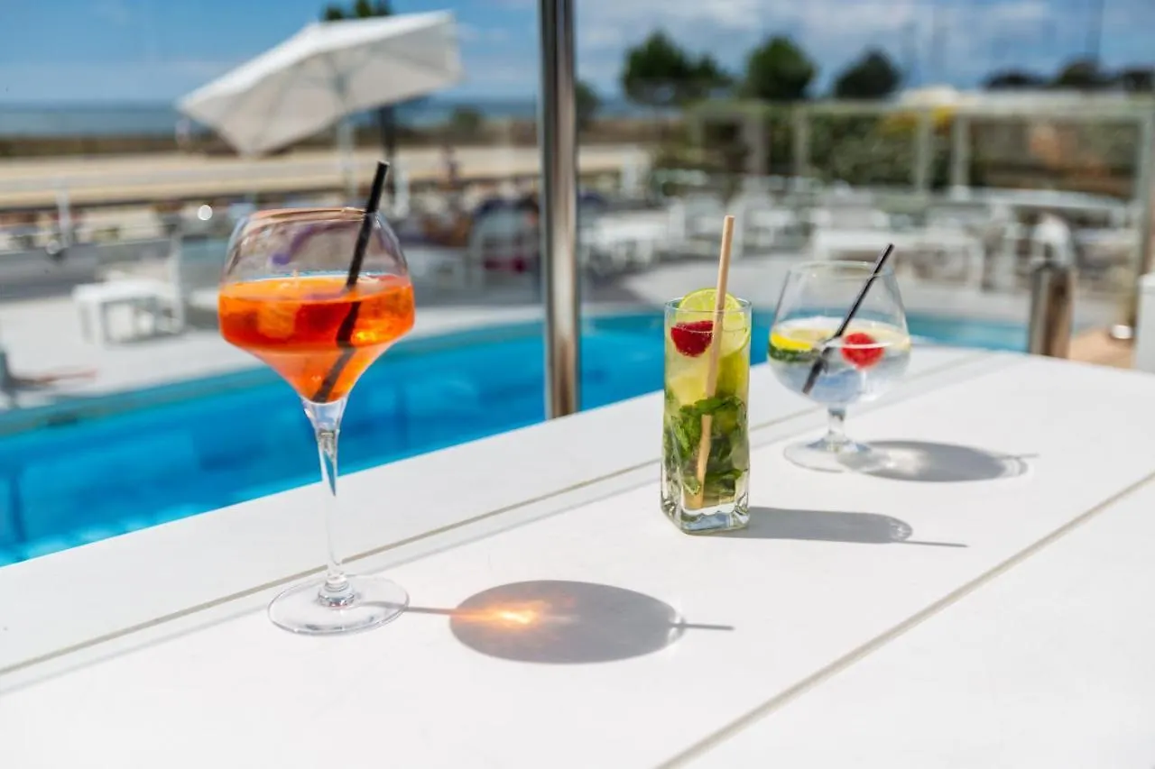 Le Diana Hotel & Spa Nuxe Carnac 4*,